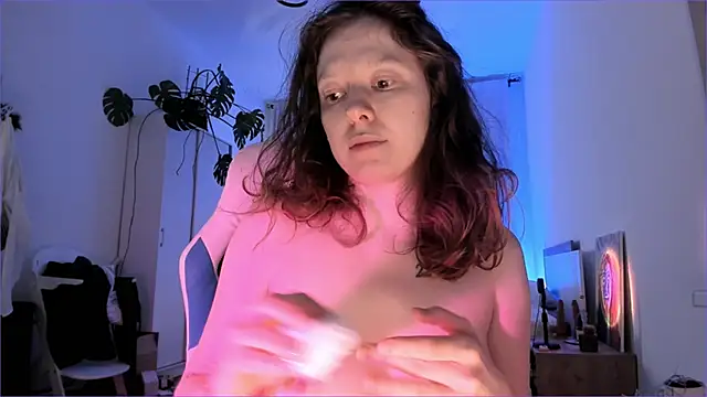 Viktoria_Oliverr webcam