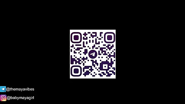 Maya_Rave webcam