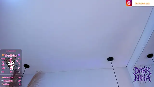 Dark_nina_ webcam
