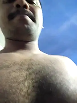 desi_alpha_boy webcam