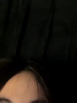 lilithteen1_ - LilithTeen1_'s free webcam - UK Sex Cams