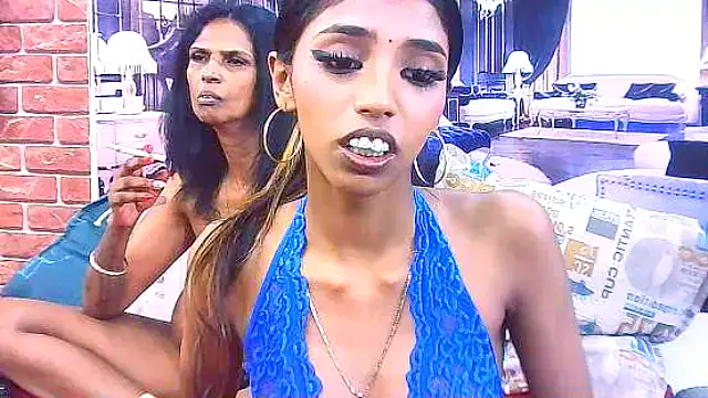 IndianSexySlender webcam