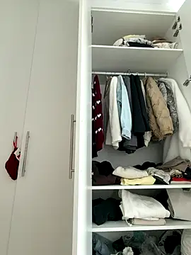 streetdoll (F young) - pussy in doggy + video gift