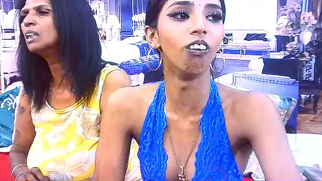 IndianSexySlender webcam