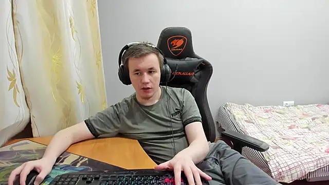 iliaskrislove webcam