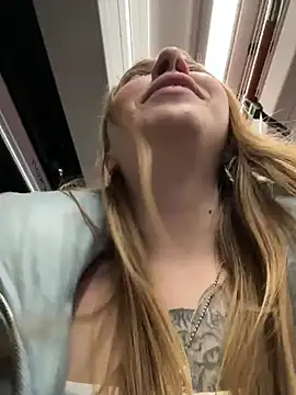 Sunny___Bunny webcam