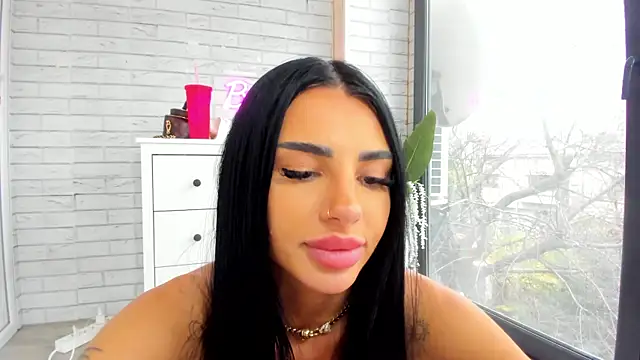 Britney_Charm_ webcam