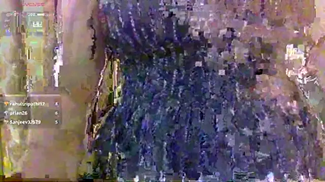 Teekhi_mirchii webcam