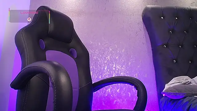 mateomitchell (M twink) - whip cock x4 🍆🍆