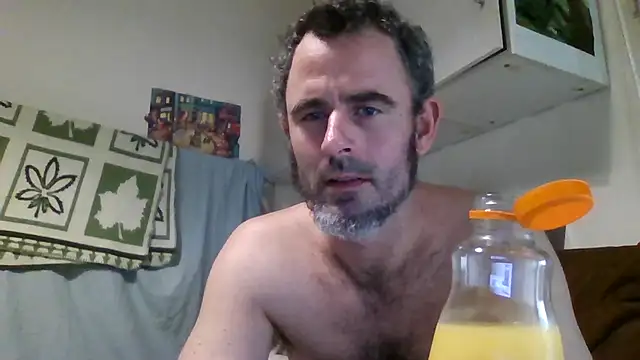 whatYwantMorrre webcam