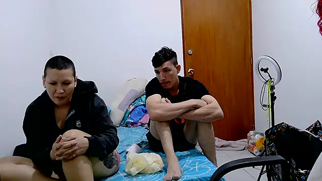 luxandracon23 (G young) - CUM ON MOUTH AND PASS HIM MILK MOUTH TO