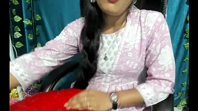 Forever_Love2025 webcam