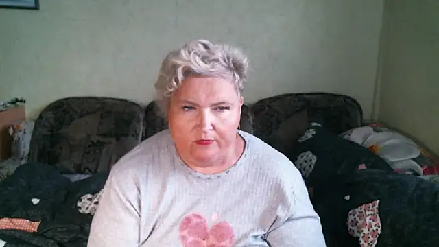 lana555 - Lana555's free webcam - UK Sex Cams