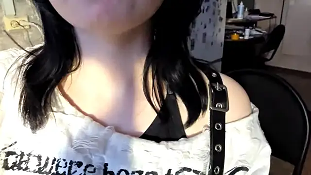 Beeping_Creature webcam