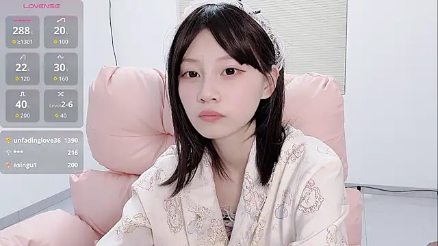 lris-beauty (F teen) - 卡卡诱人的口交