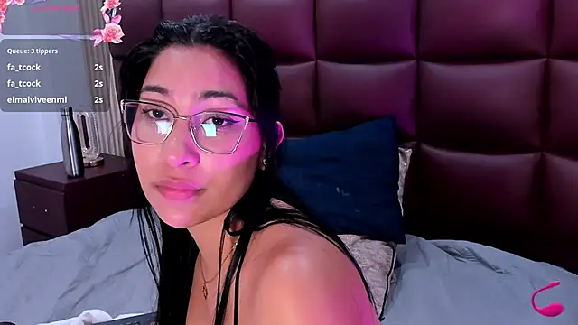 lilithDraven_ webcam