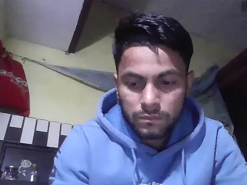 Stubborndesiboy webcam