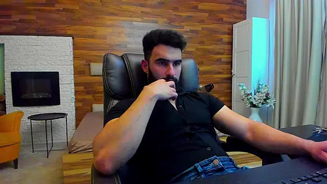 micahlane (M young) - New king here🤛