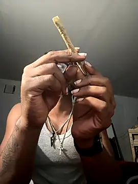 MIGHTYDEMONXXX webcam