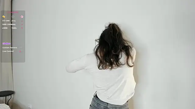 CoreenLuebbers webcam