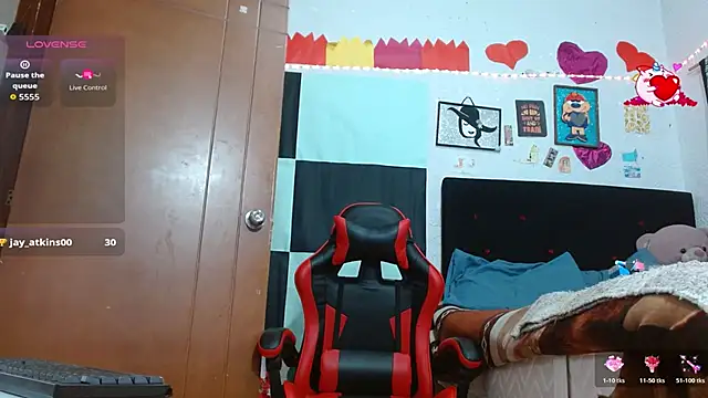 Saray_extrovert_ webcam