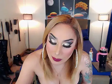 Allysonevanns webcam