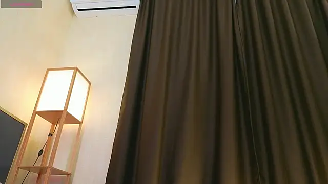 emily_wildflower webcam