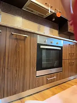 Hotmomcheckk_ webcam