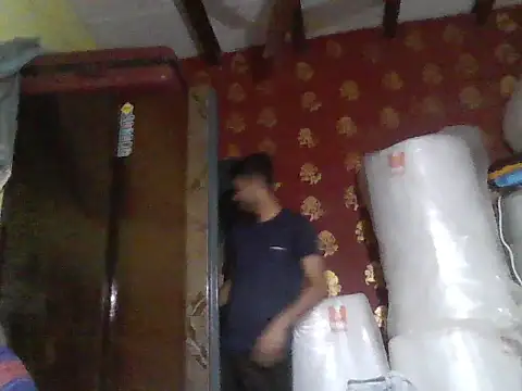 Stubborndesiboy webcam