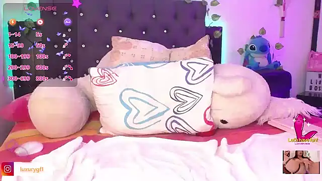 Pocahontaslovex webcam