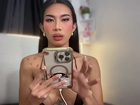 lucypearl_xxx webcam