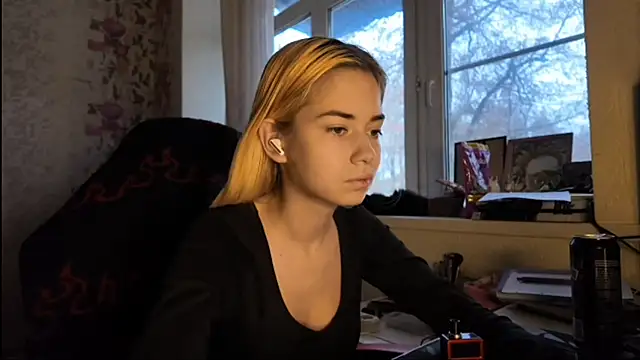 Witching_Moon webcam