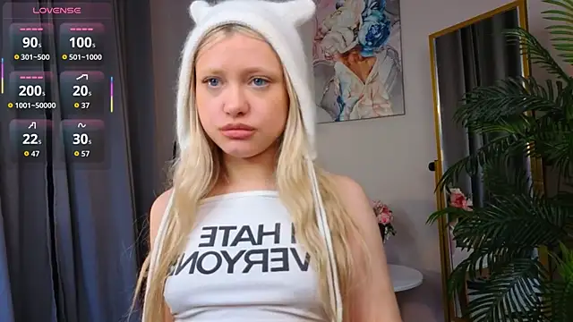 Millie_Vanillies webcam