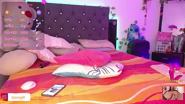 Pocahontaslovex webcam