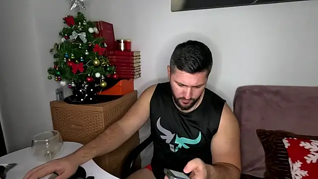 Gold_Alpha_Boy webcam