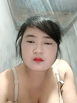 bigboobs186 - BigBoobs186's free webcam - UK Sex Cams