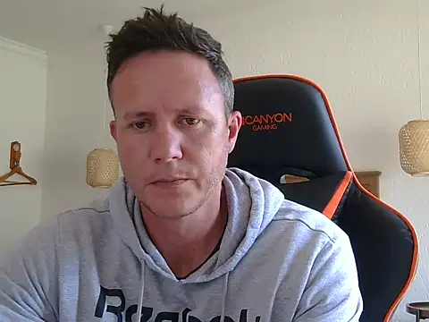 TroyDieselXXX webcam