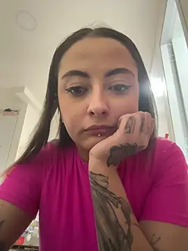 SarahCastro1_ webcam