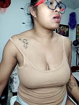 chalohott webcam