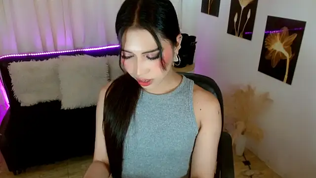 FuckingDolls69 webcam