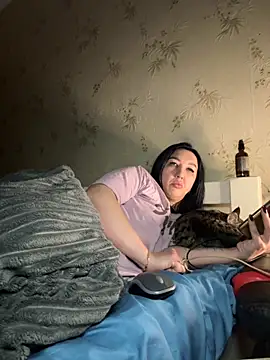 Naughtbaby_2025 webcam