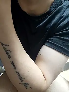 k_istp (Ask my age) - >_<