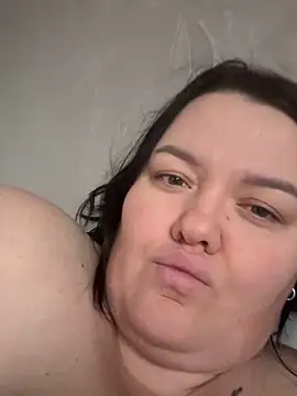 SunnyLeila2101 webcam