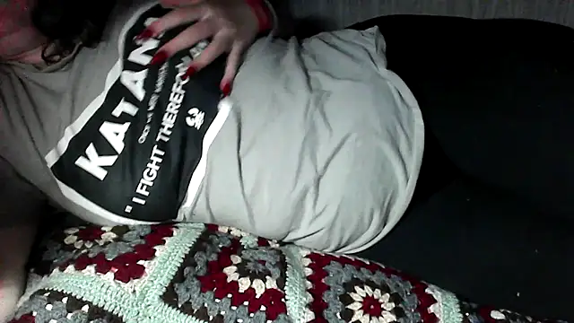 Alma_Evelynne webcam