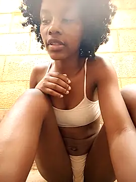 petite_li (F young) - Squirt on my mouth 👄👄