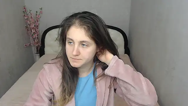 Holliy_Cooper webcam