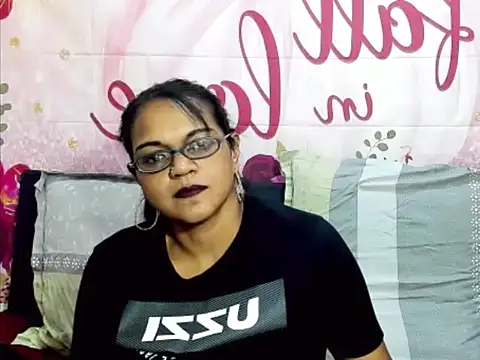 indianswtbella webcam