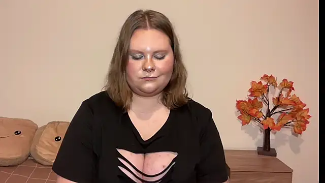 BriannaFlirty webcam