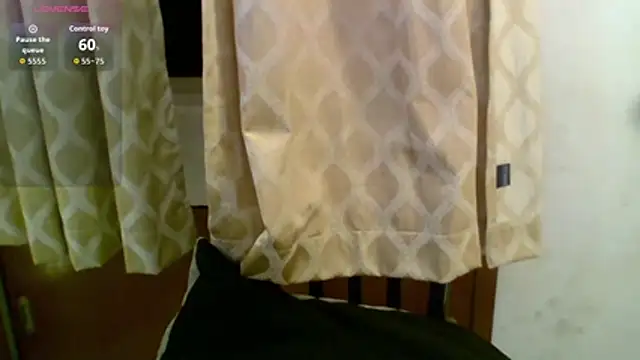 Teekhi_mirchii webcam