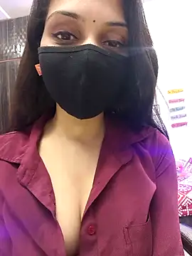 Webcam Model (Sexy-ashi)  is live.Free join now!